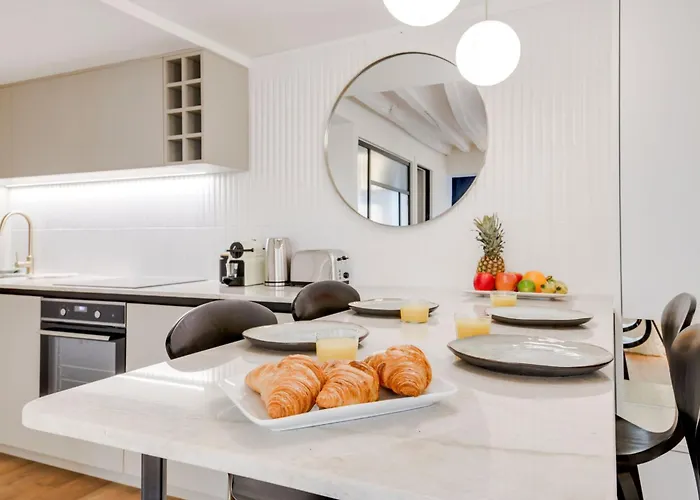 La Seine & Saint Germain - 2Br - Cityapartmentstay *